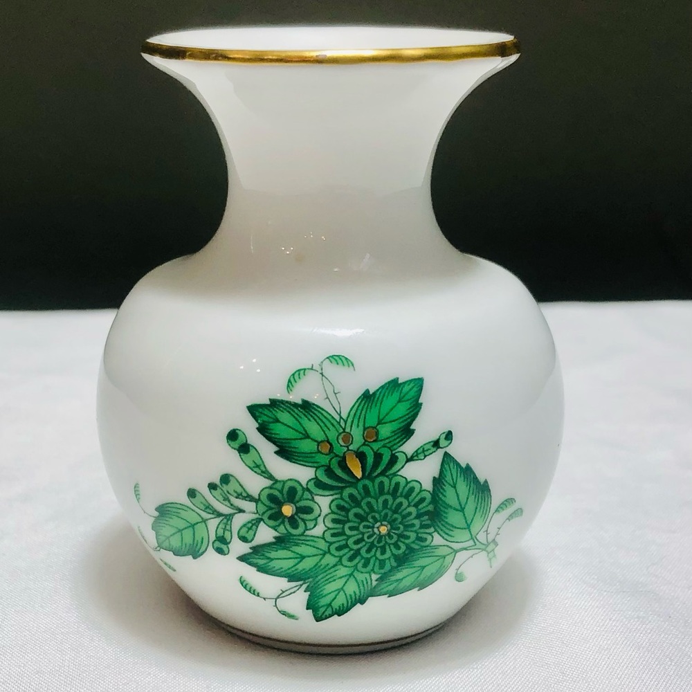 Herend Hungary Hand Painted Mini 2-3/4” Bud Vase Green Floral Gold Rim Porcelain